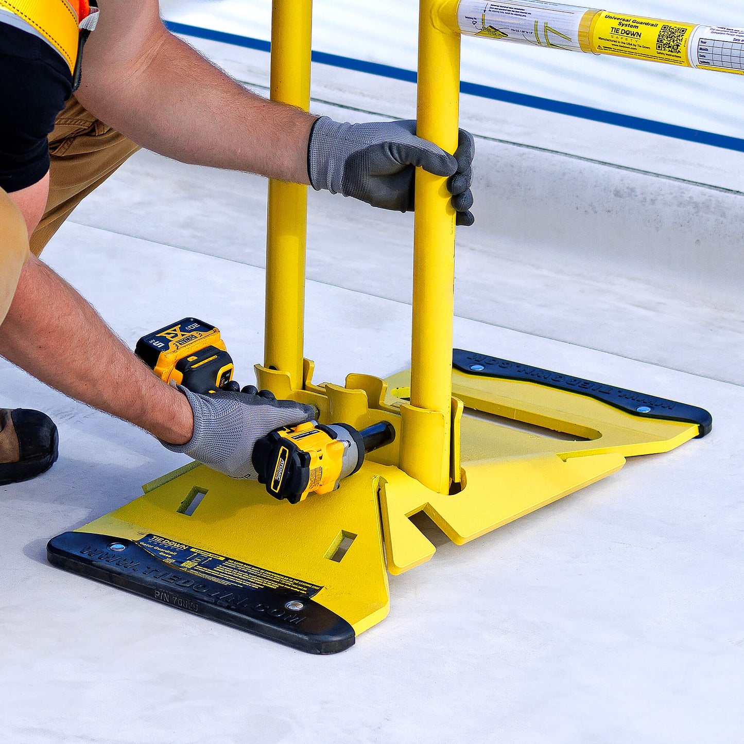 Tie Down 71091 Yellow Universal Compression Clamp (UCC) Guardrail Base