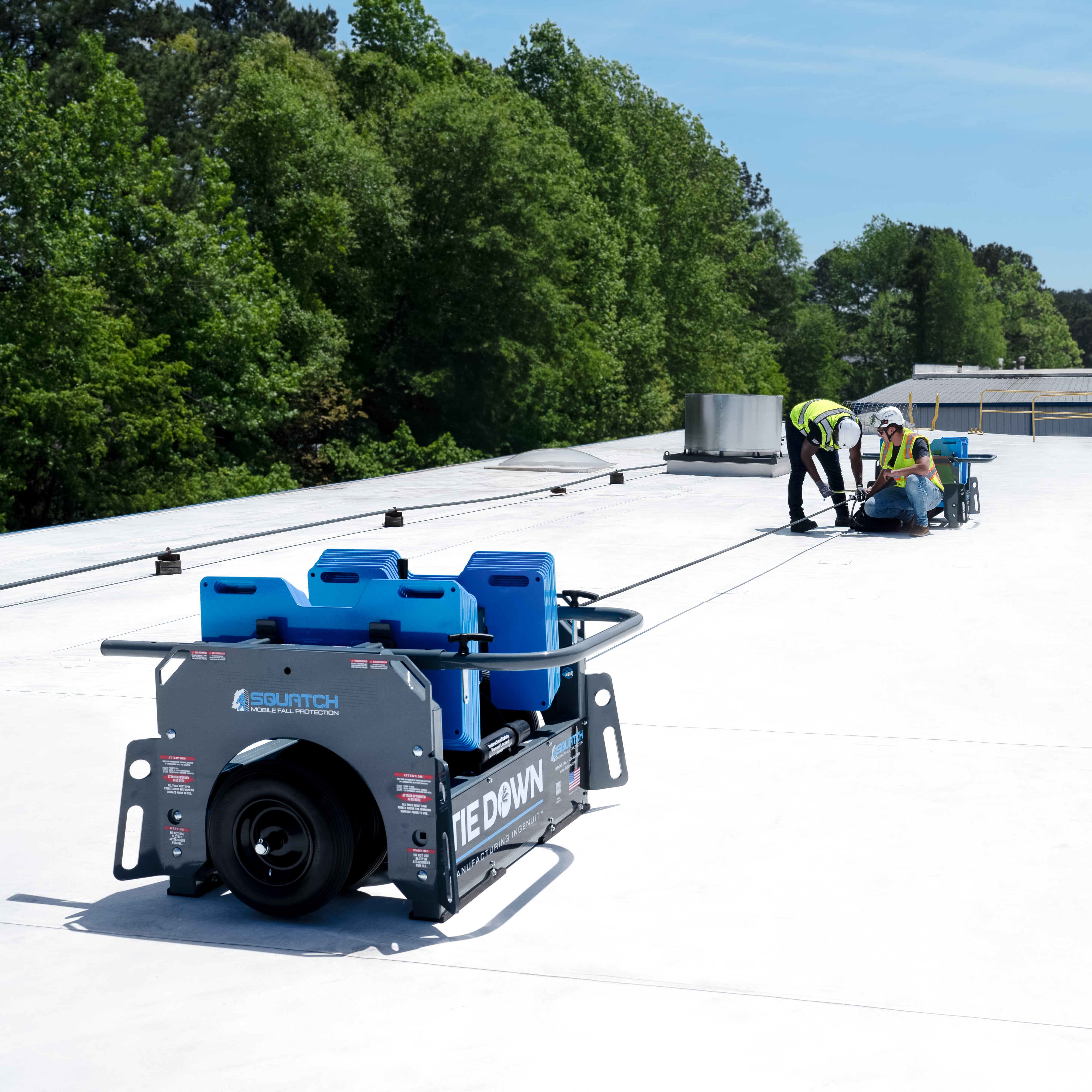 Tie-Down-61010-Squatch-Non-Penetrating-Mobile-Fall-Protection-System-Supports-4-Workers