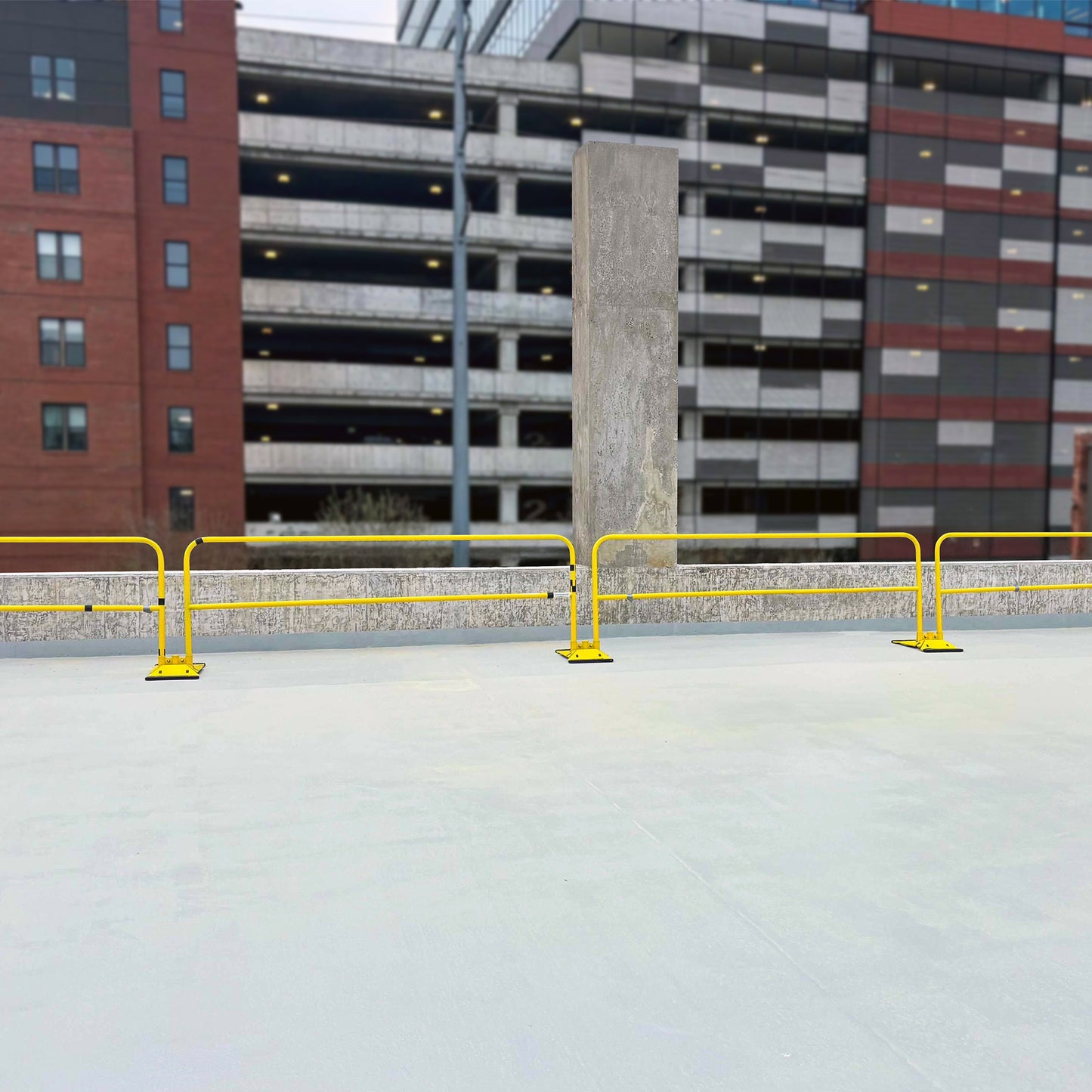 Tie Down 70762 Stack Pallet Kit - 11 Yellow 10 ft. Guardrails & 12 Socket Bases