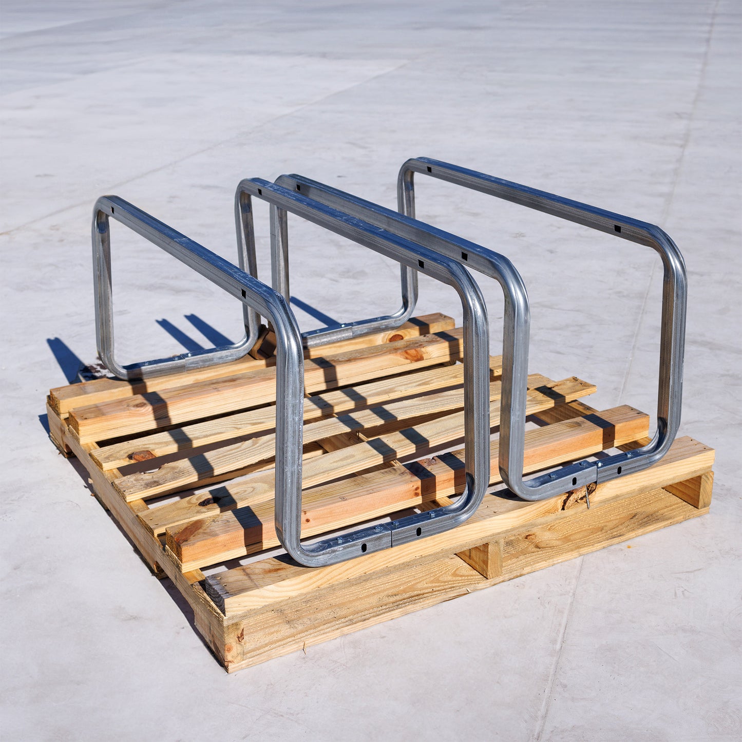 Tie Down 71762 Yellow Stack Pallet Kit - 11 10 ft. Guardrails & 12 UCC Bases