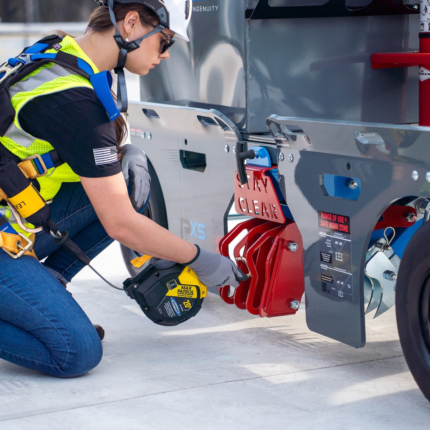 Tie Down 72833 PX5 Sentinel Penetrating Mobile Fall Protection System Supports 7 Workers