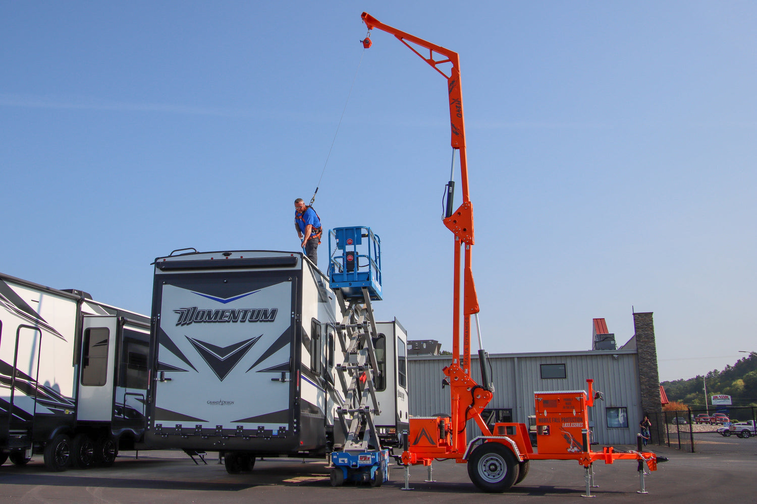 Malta Dynamics X1240 portable mobile fall protection anchor system