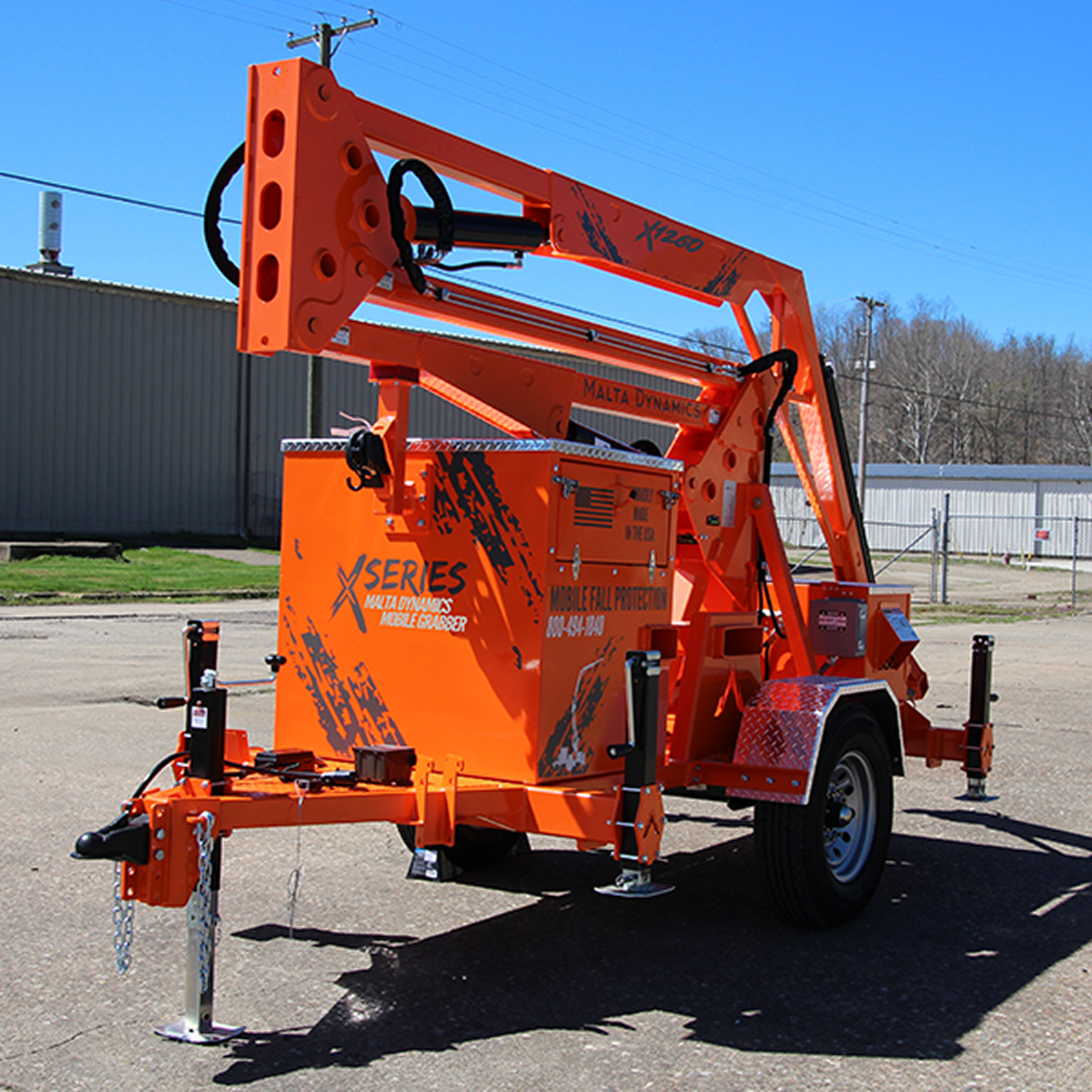 Malta Dynamics X1260 portable mobile fall protection anchor for five workers