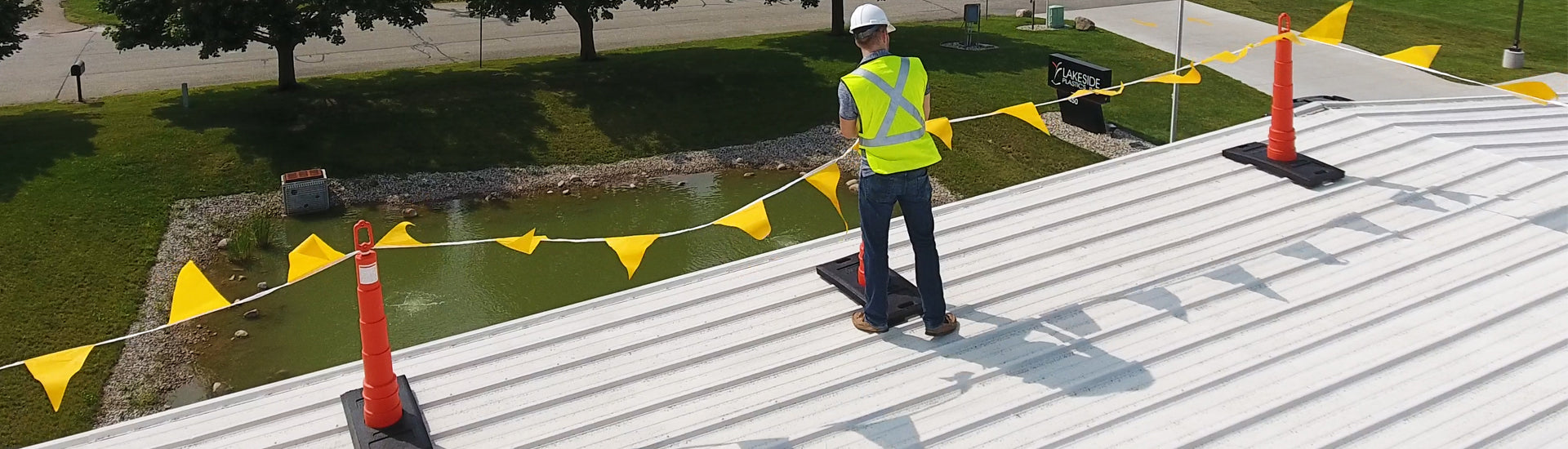 39"-Perimeter-Defense-Cones-with-30lbs-Roof-Edge-Base